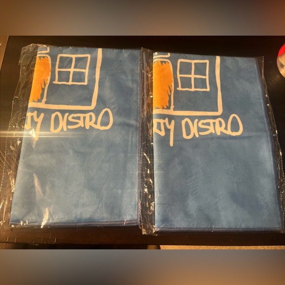 RARE House Party Distro Gym Towel Not White Phosphor Qilo Fud fog gbrs one7six - Picture 2 of 2